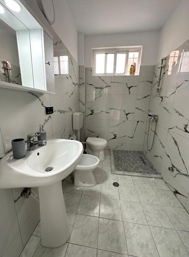 Bejart Apartment 5 Τίρανα Εξωτερικό φωτογραφία